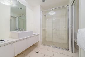 Waterfront Melbourne Apartments