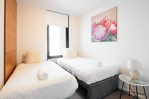 Waterfront Melbourne Apartments