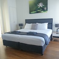 Waterfront Melbourne Apartments