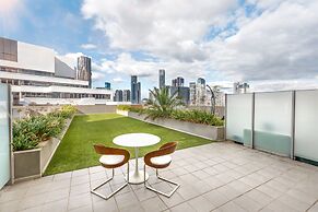 Waterfront Melbourne Apartments