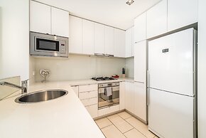 Waterfront Melbourne Apartments