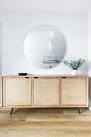 Waterfront Melbourne Apartments