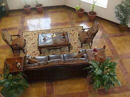 Heritage Inn & Suites