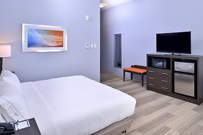 Holiday Inn Express & Suites Loma Linda- San Bernardino S by IHG