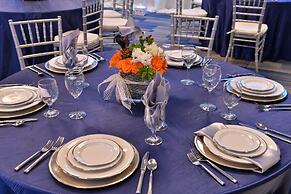 Holiday Inn Express & Suites Loma Linda- San Bernardino S by IHG