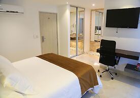 Hotel Washington Plaza