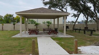 Motel 6 Rockport, TX