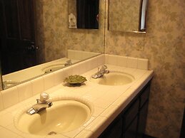 Chateau Sans Nom by Mammoth Reservation Bureau