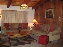 Chateau Sans Nom by Mammoth Reservation Bureau