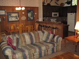 Chateau Sans Nom by Mammoth Reservation Bureau