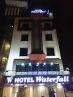 Hotel Waterfall