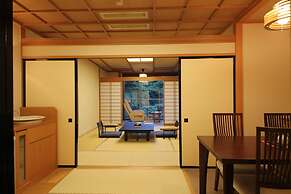 Okunoin Hotel Tokugawa