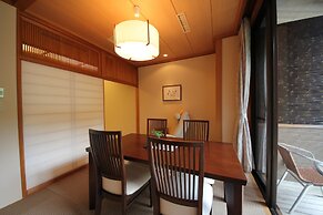 Okunoin Hotel Tokugawa