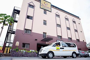 Paloma Hotel Ring Road Central