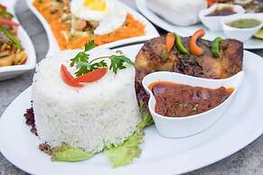 Paloma Hotel Ring Road Central