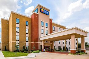 Comfort Inn & Suites Newcastle - Oklahoma City