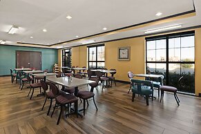 Comfort Inn & Suites Newcastle - Oklahoma City