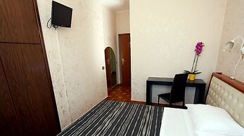 Roma Room Hotel