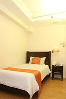Harbor Town Hotel