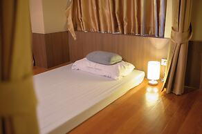 Town In Town Hotel Bangkok