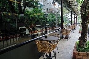 Town In Town Hotel Bangkok