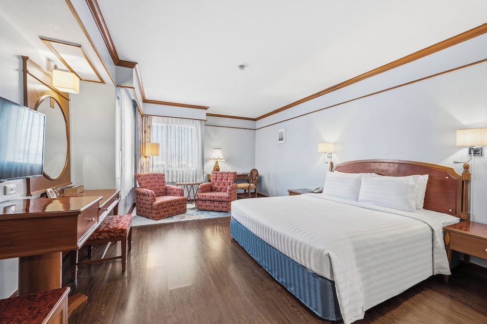 Town In Town Hotel Bangkok