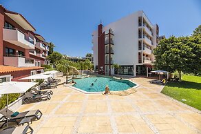 Topazio Vibe Beach Hotel & Apartments - Adults Friendly