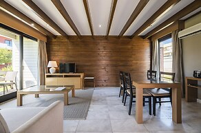 Topazio Vibe Beach Hotel & Apartments - Adults Friendly