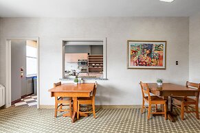 Guest House on the Mount