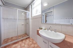 Dorset Gardens Hotel