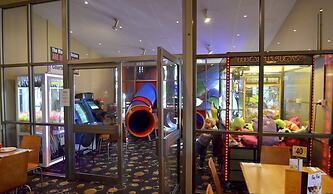 Dorset Gardens Hotel