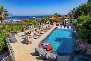 Illusion Beach Club Hotel +16 Only Adult