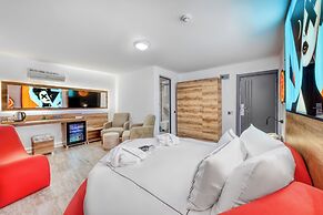 Illusion Beach Club Hotel +16 Only Adult