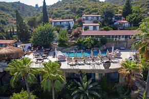 Illusion Beach Club Hotel +16 Only Adult