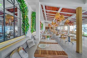 Illusion Beach Club Hotel +16 Only Adult