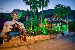 Illusion Beach Club Hotel +16 Only Adult