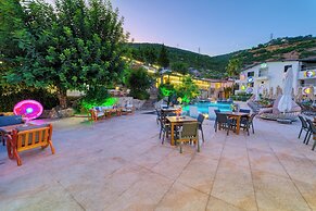 Illusion Beach Club Hotel +16 Only Adult