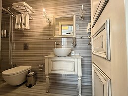 Manesol Old City Bosphorus