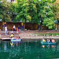 Nomads Meteora - Hostel