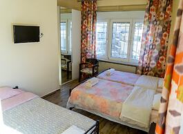 Nomads Meteora - Hostel