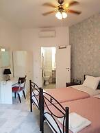 Nomads Meteora - Hostel