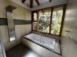 Hacienda Jimenita Wildlife Reserve