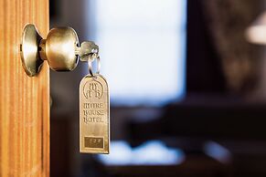Mitre House Hotel