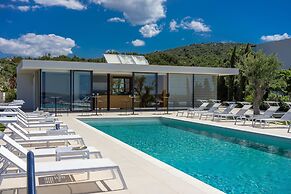 Golden Rays Luxury Apartments