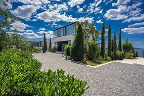 Golden Rays Luxury Apartments