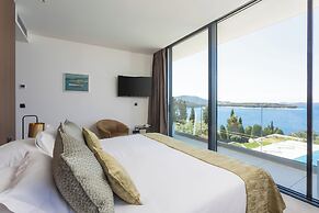 Golden Rays Luxury Apartments