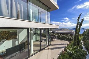 Golden Rays Luxury Apartments