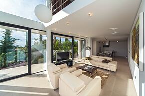 Golden Rays Luxury Apartments