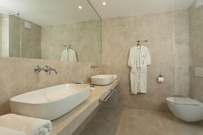 Golden Rays Luxury Apartments