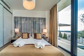 Golden Rays Luxury Apartments